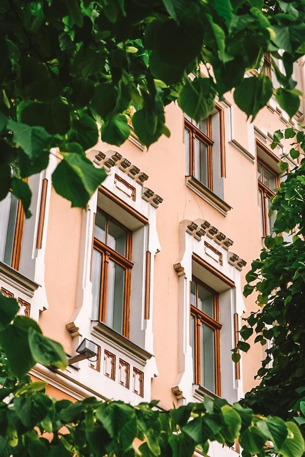 Opera Hotel Riga Exterior foto